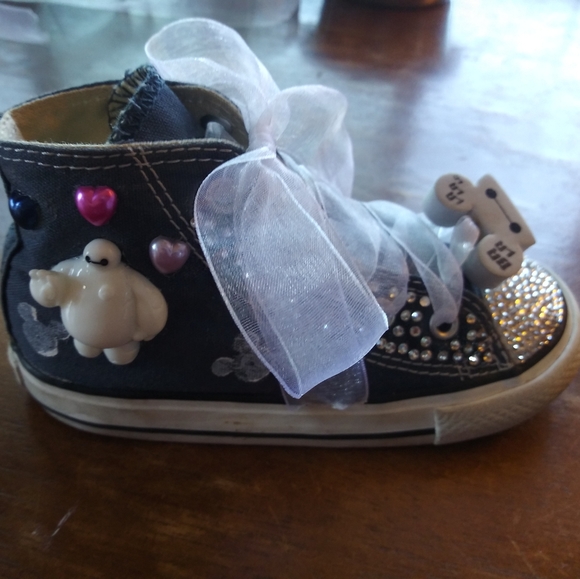 Toddler Disney’s BayMax Embellished Bling Converse - Picture 4 of 9